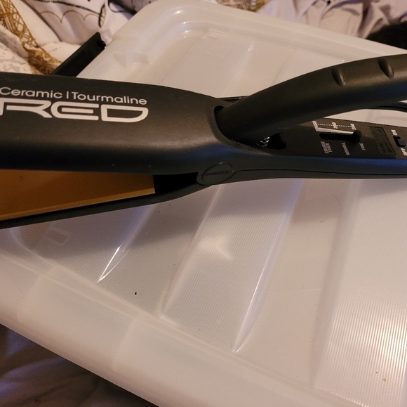 Flat iron - Picture 6 of 6